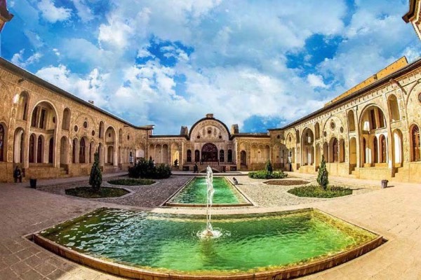 تور کاشان از تبریز