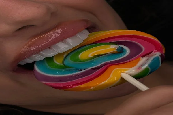 دندانپزشکی زیبایی کرج ماهانا