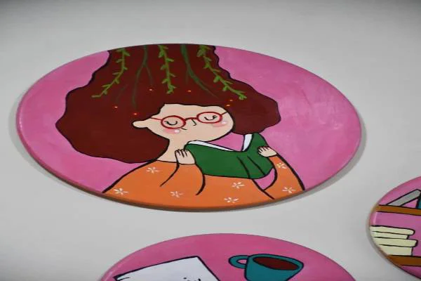 طراحی و اجرای دیوارکوب سفالی