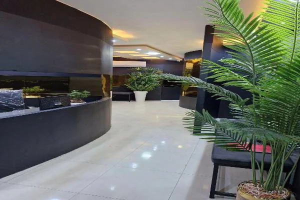 کلینیک زیبایی و مو های زائد الما