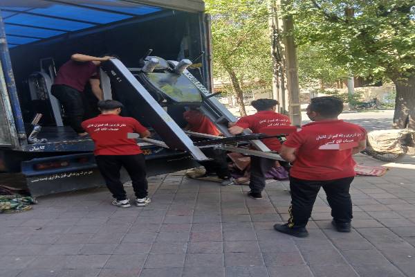 خدمات باربری اثاثکشی منزل رفاه گستران کاشان 